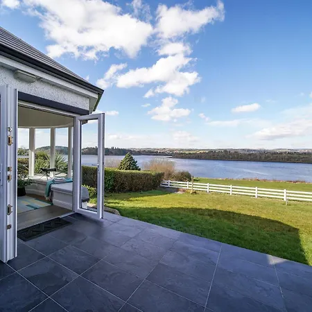 Edgewater * Donegal Town