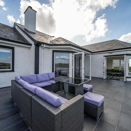 Edgewater Ντόνεγκαλ